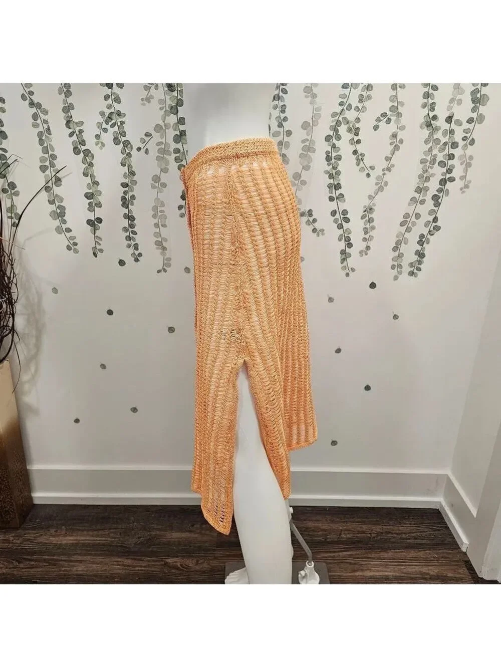 SOLID & STRIPED crochet silhouette